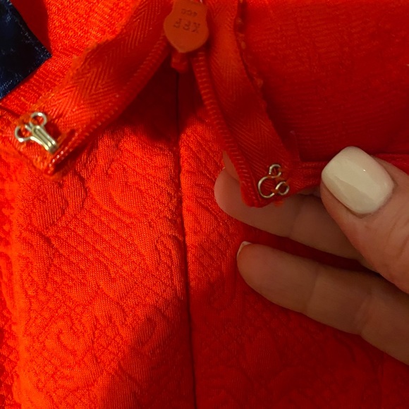 Francesca’s simple little red dress - Picture 7 of 11